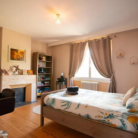 De 80m2 Le Breuil A Classe 3 Etoiles